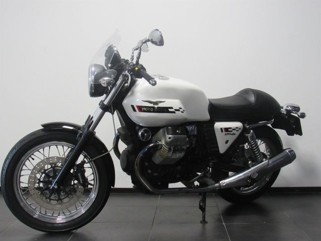 moto-guzzi - v-7-cafe-classic