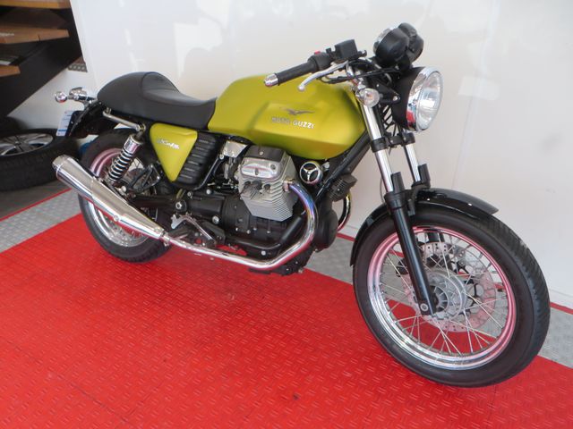 moto-guzzi - v-7-cafe-classic