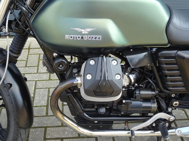 moto-guzzi - v-7-ii-stone