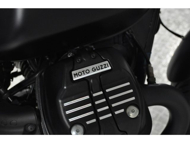 moto-guzzi - v-7-ii-stone