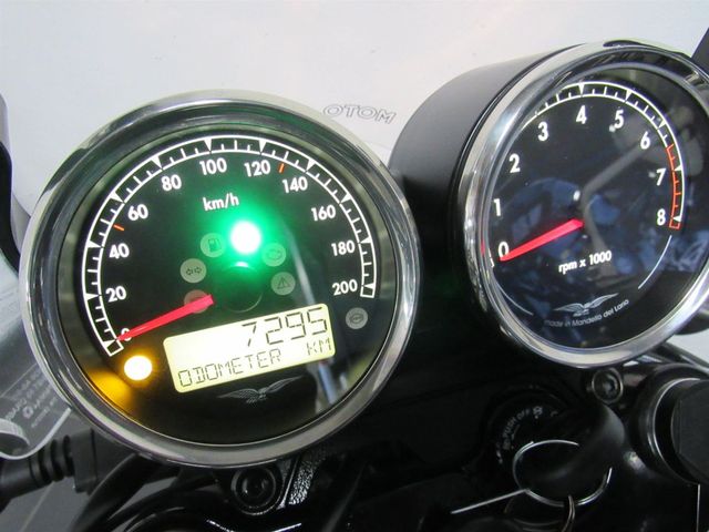 moto-guzzi - v-7-iii-special