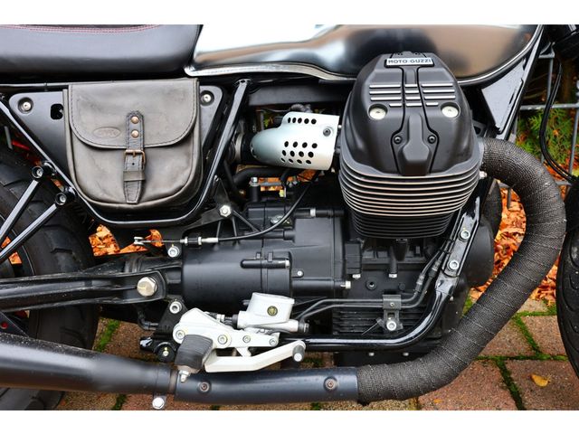 moto-guzzi - v-7-iii-stone