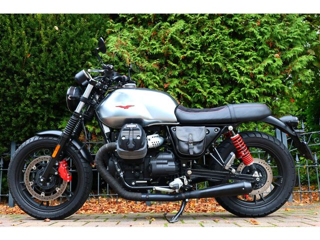 moto-guzzi - v-7-iii-stone