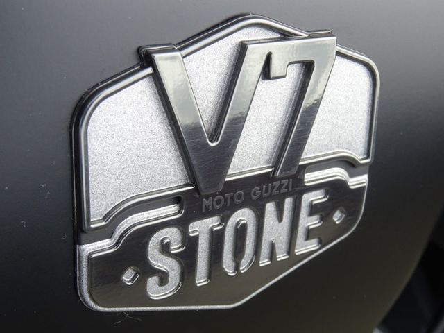 moto-guzzi - v-7-iii-stone