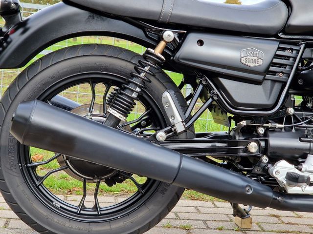 moto-guzzi - v-7-iii-stone