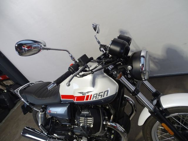 moto-guzzi - v-7-special