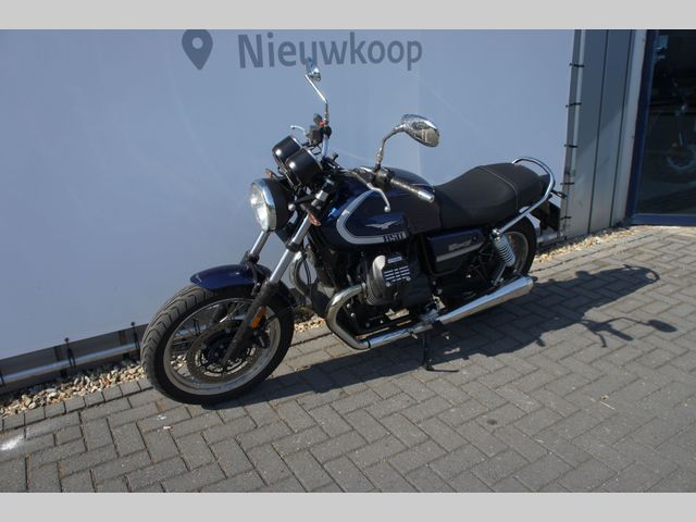 moto-guzzi - v-7-special