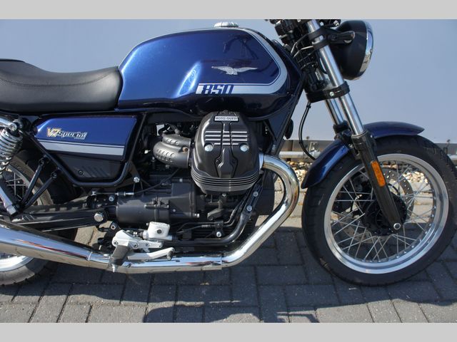 moto-guzzi - v-7-special
