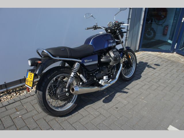 moto-guzzi - v-7-special