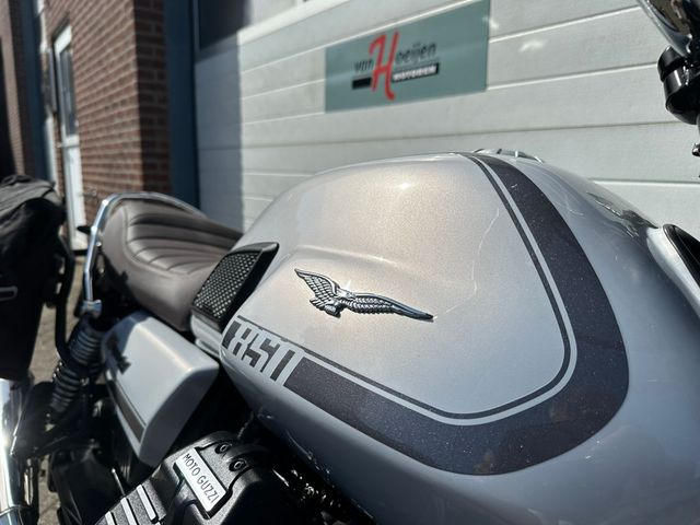 moto-guzzi - v-7-special