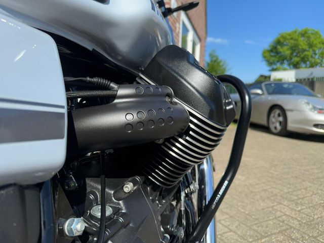 moto-guzzi - v-7-special