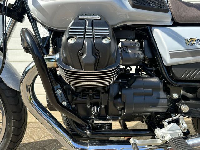 moto-guzzi - v-7-special