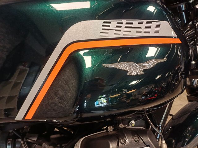 moto-guzzi - v-7-special