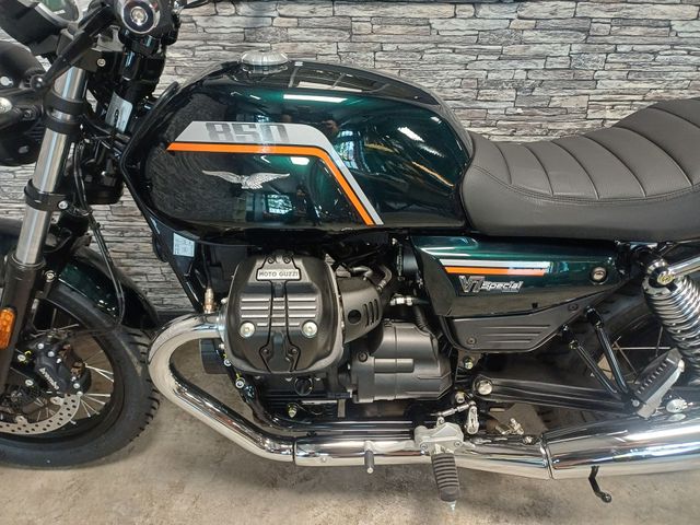 moto-guzzi - v-7-special