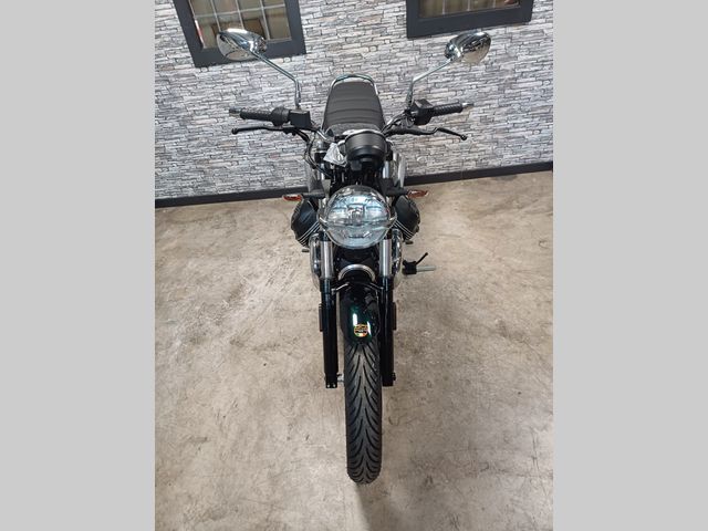 moto-guzzi - v-7-special