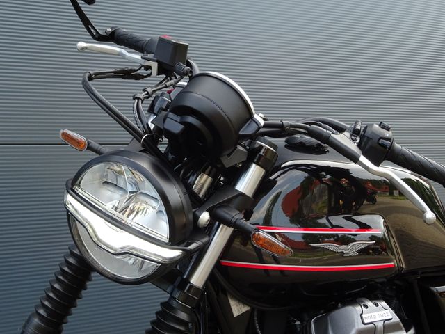 moto-guzzi - v-7-special-edition