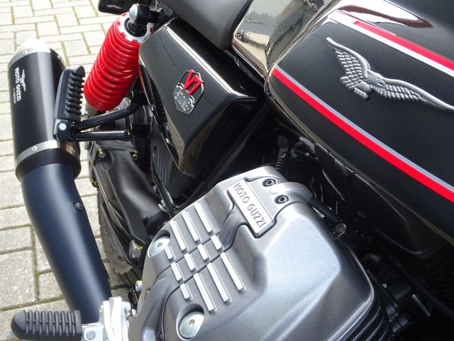 moto-guzzi - v-7-special-edition