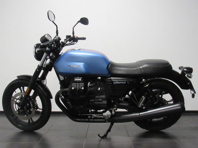 moto-guzzi - v-7-stone