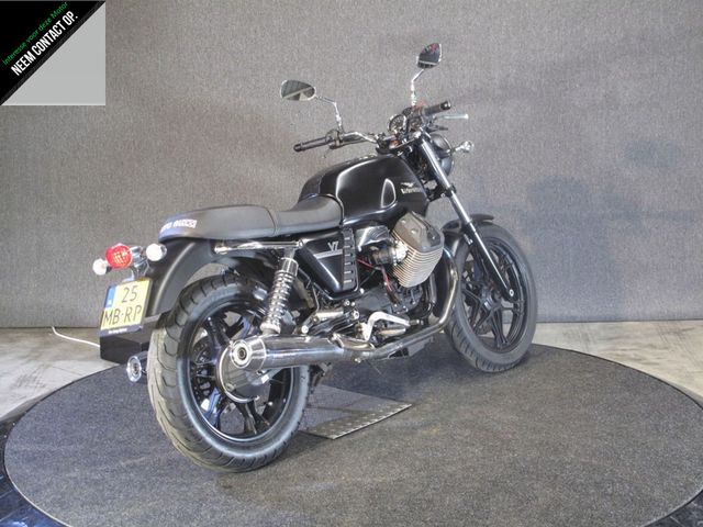 moto-guzzi - v-7-stone