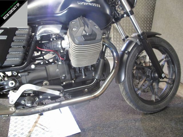 moto-guzzi - v-7-stone