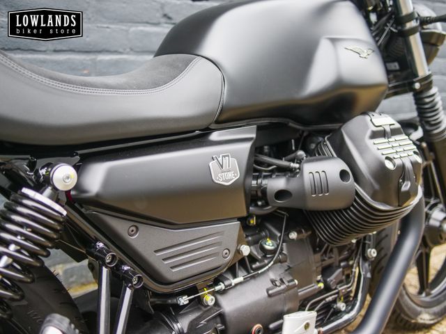 moto-guzzi - v-7-stone