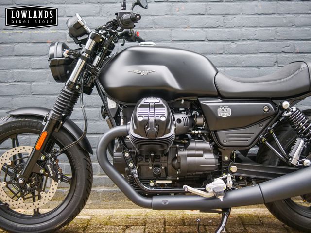 moto-guzzi - v-7-stone