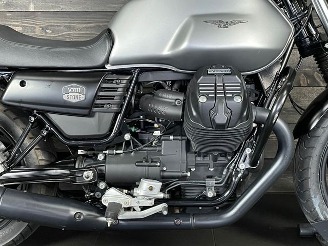 moto-guzzi - v-7-stone