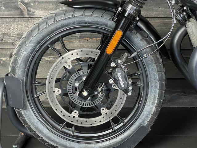 moto-guzzi - v-7-stone