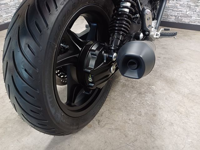 moto-guzzi - v-7-stone