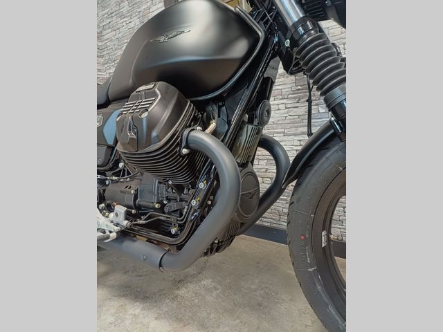 moto-guzzi - v-7-stone