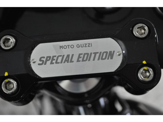 moto-guzzi - v-7-stone-850