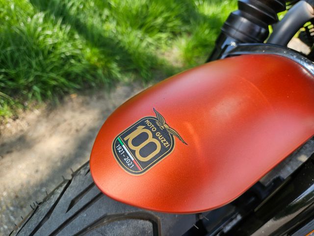 moto-guzzi - v-7-stone-850