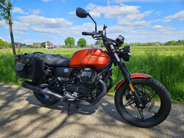 moto-guzzi - v-7-stone-850