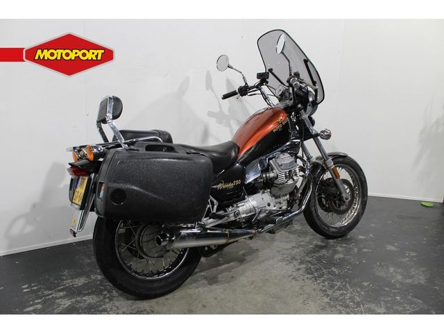 moto-guzzi - v-75-nevada