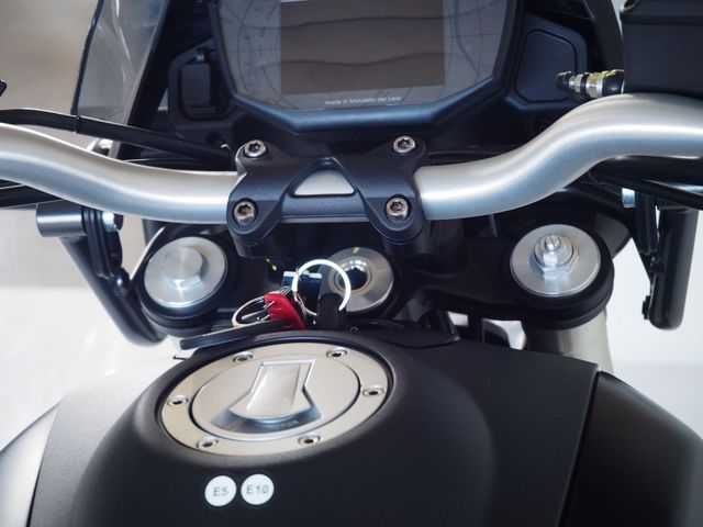 moto-guzzi - v-85-tt