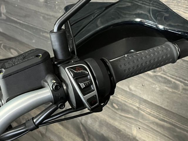 moto-guzzi - v-85-tt