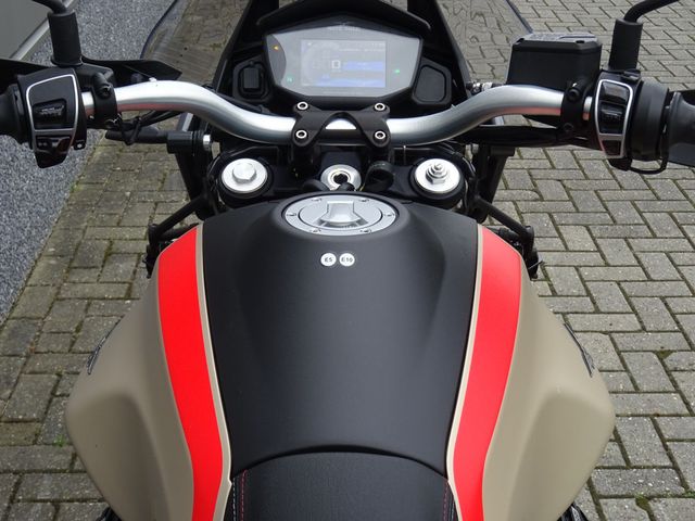 moto-guzzi - v-85-tt-travel