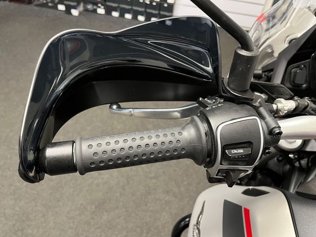 moto-guzzi - v-85-tt-travel