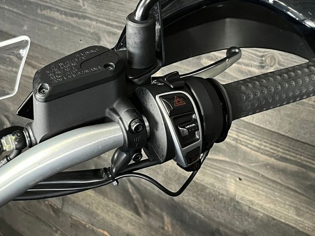 moto-guzzi - v-85-tt-travel