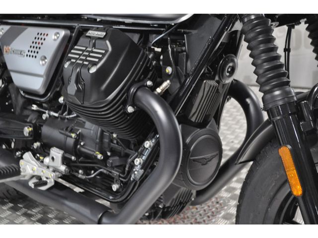 moto-guzzi - v-9-bobber