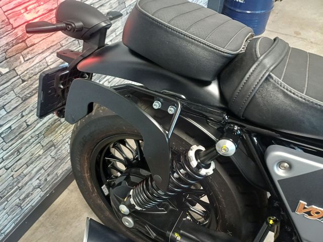 moto-guzzi - v-9-bobber