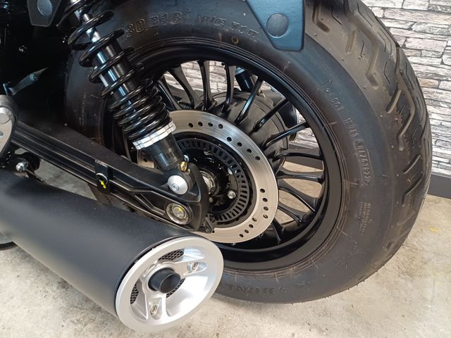 moto-guzzi - v-9-bobber