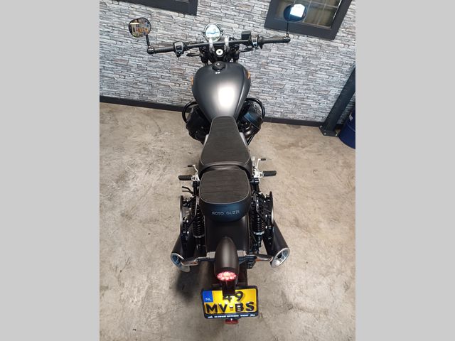 moto-guzzi - v-9-bobber