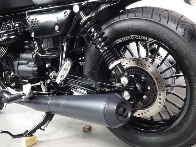 moto-guzzi - v-9-bobber