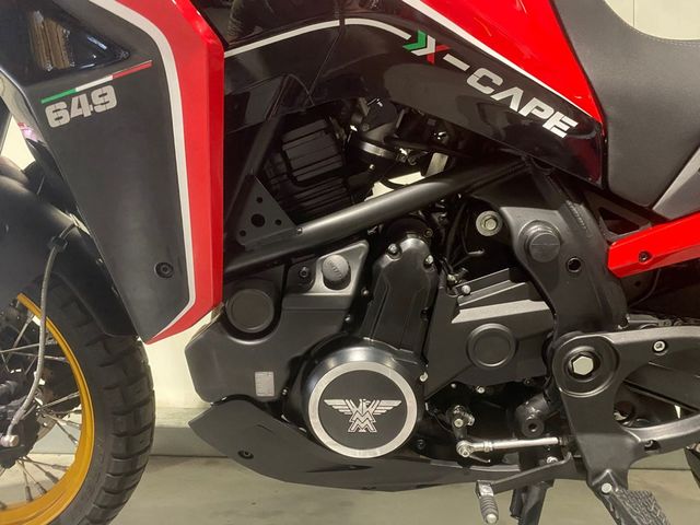 moto-morini - x-cape-650-abs-gold-wheel