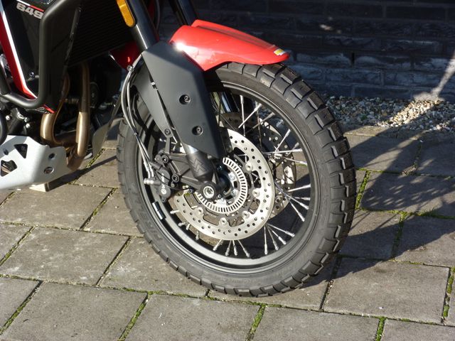 moto-morini - x-cape-650-abs-spoke