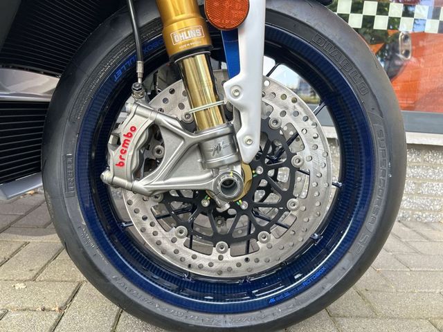 mv-agusta - brutale-1000-rr-assen