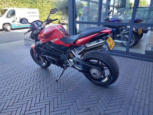 mv-agusta - brutale-1090-r