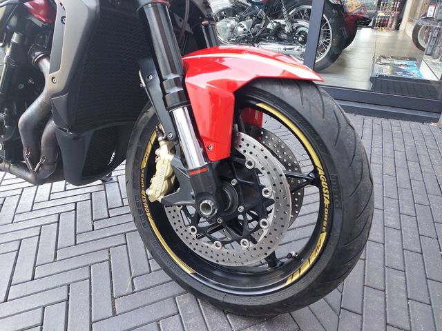 mv-agusta - brutale-1090-r