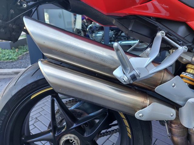 mv-agusta - brutale-1090-r